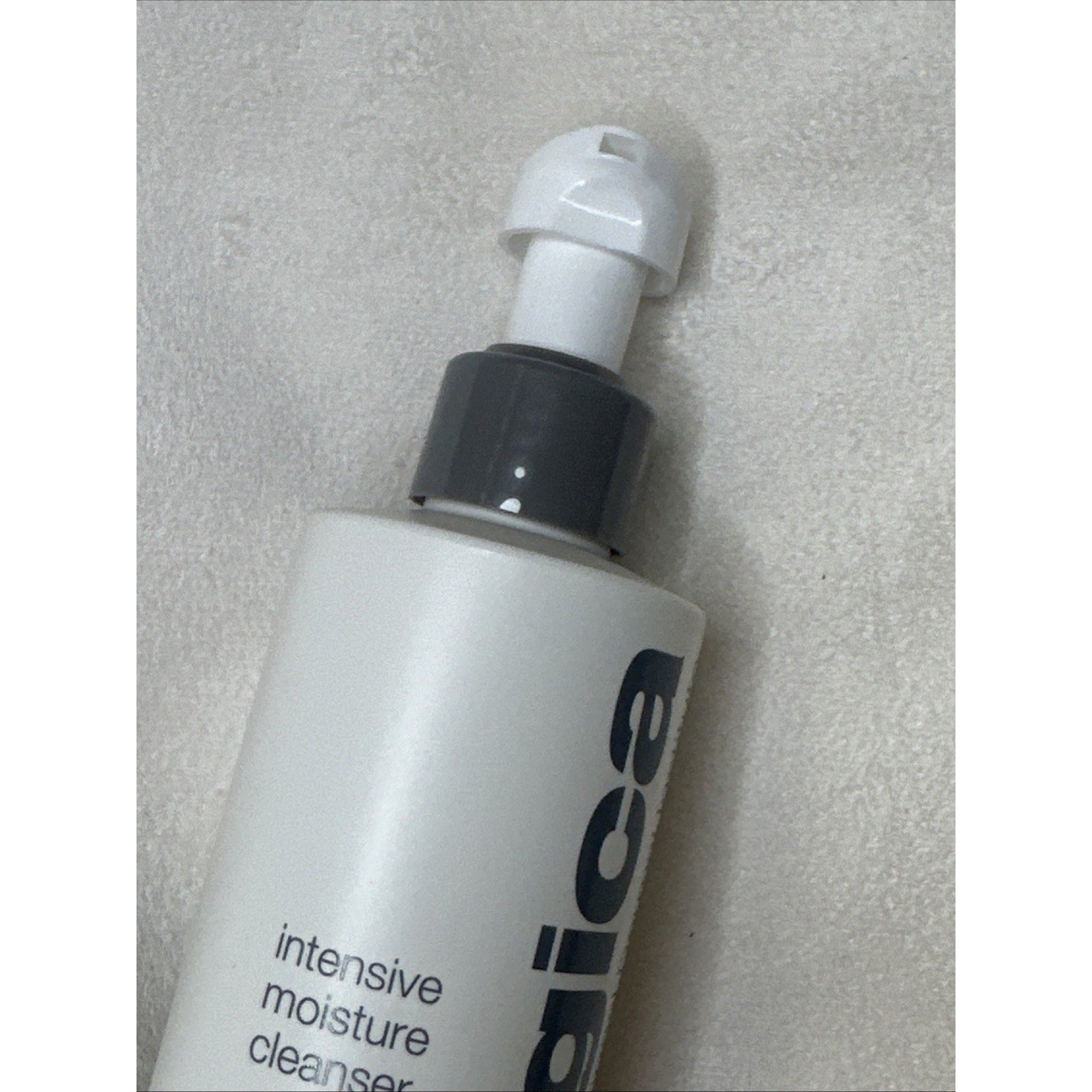 New Without Box Dermalogica Intensive Moisture Cleanser 10oz/295ml Fresh