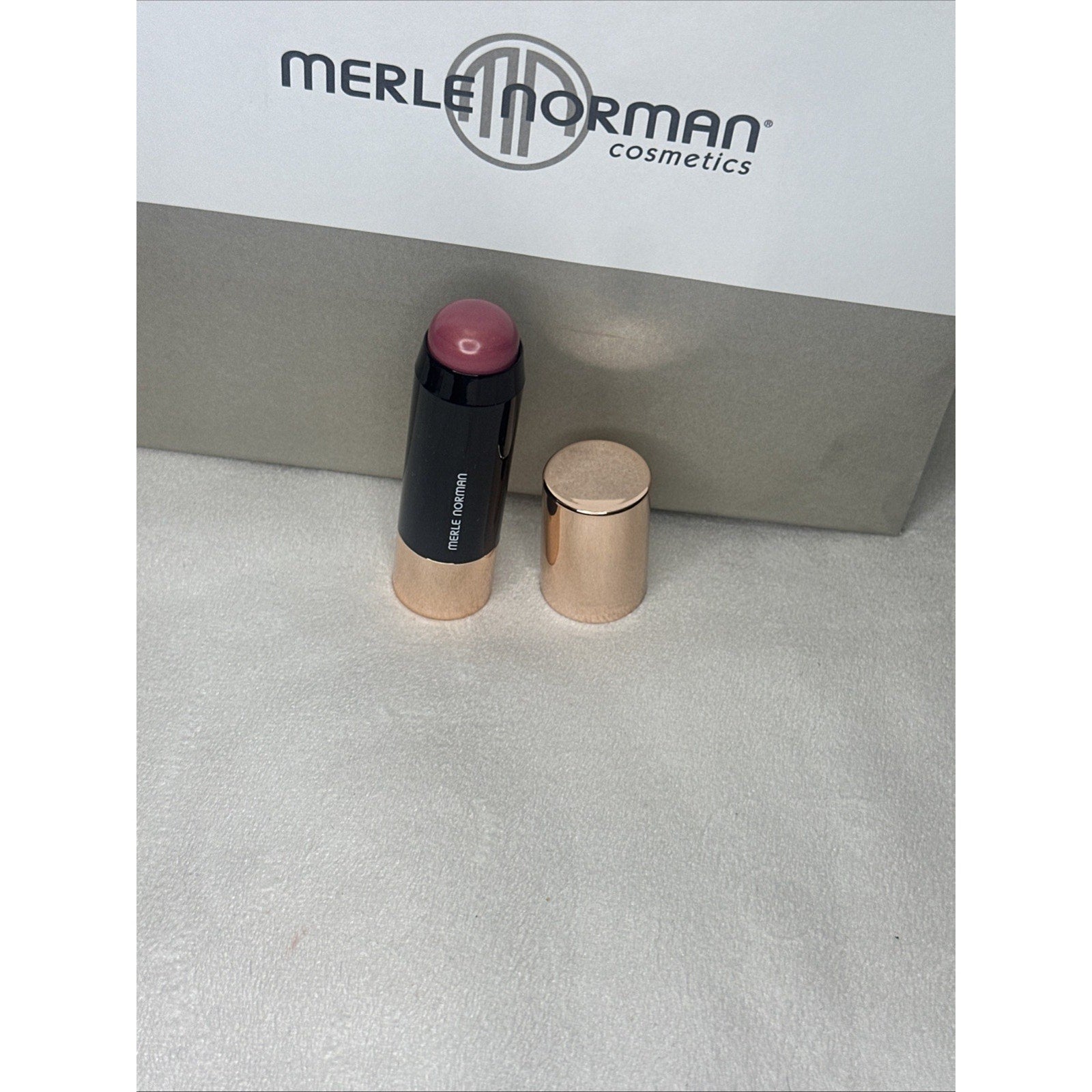 Merle Norman Cheek Crayon color BERRY. 100% Authentic NEW WITHOUT BOX